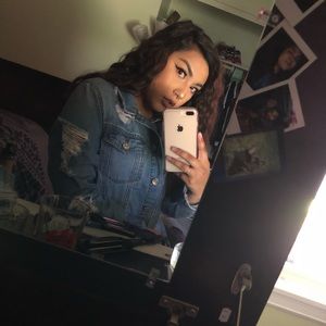 Meet your Posher, Bella